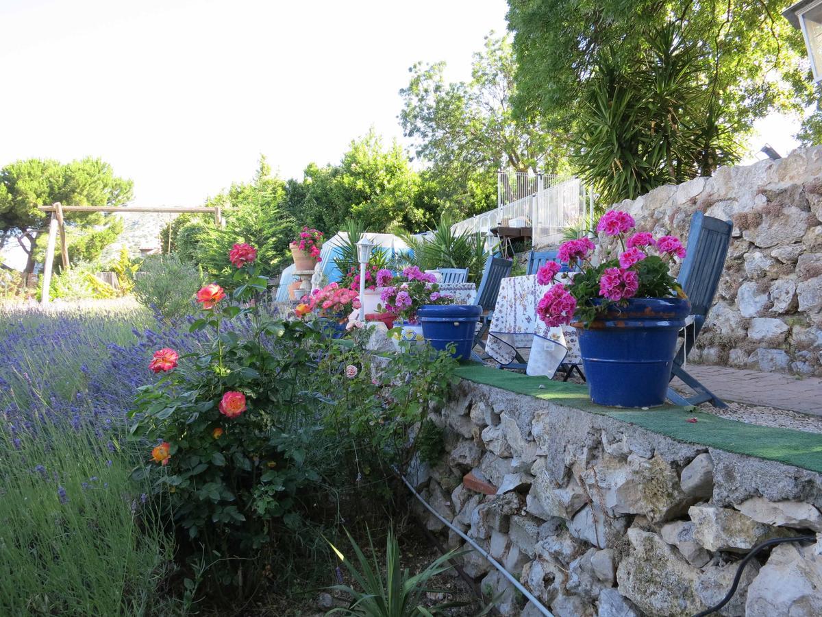 Hostellerie Aspremont Екстериор снимка