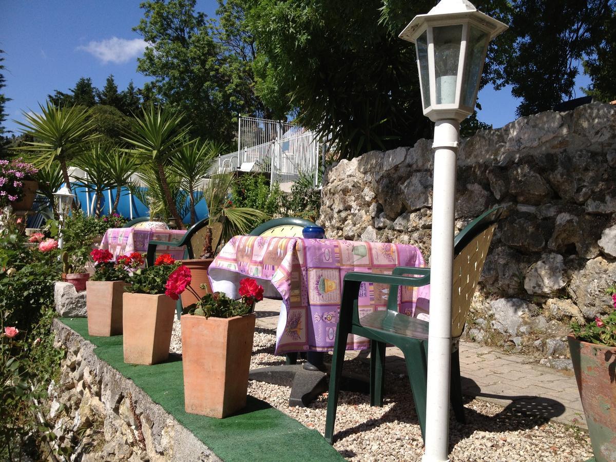 Hostellerie Aspremont Екстериор снимка